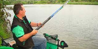 Pêche en mer en bateau lancer rockfishing chasse sous marine plongée bouteilles pêche à la ligne officielle remettre le poisson à l'eau bravo mich une nouvelle fois tu nous a bien fait. Peche A La Grande Canne Ameliorez Votre Technique De Peche