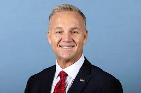 Assembly District 12: Restauranteur Flemming Larsen contends with Max  Carter II