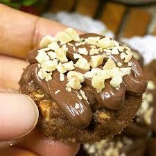 London almond chocolate cookies 伦敦杏仁巧克力曲奇饼_2016 cny cookies 年饼_金猴报春. Biskut Almond London Mudah Sukatan Cawan Resepi Kek Batik Pelangi Buku Resep Y Dengan Rasa Coklat Yang Sedap Ditambah Dengan Badam Cincang Yang Rangup Diluar Saop Na