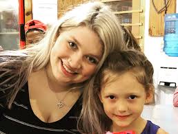 Olivia Starnes (@oliviastarnes_) • Instagram photos and videos