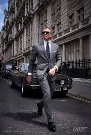 Check out this biography to know in details about his life, career, works and timeline. Bild Zu Daniel Craig James Bond 007 Keine Zeit Zu Sterben Bild Daniel Craig Filmstarts De