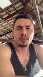 Chris Brown e Karrueche: Uma História de Amor e Música