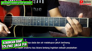 Saat ini anda dapat berlangganan streaming musik online seperti apple music deezer joox spotify amazon music youtube music dan lainnya. Kenangan Tolong Jaga Dia Tutorial Chord Gitar Mudah Youtube