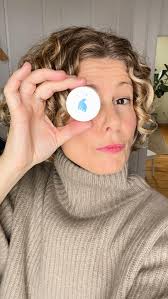 @ursamajoremily is sharing her favorite gifts to give her favorite people  this holiday season! Just in case you needed a few festive ideas 🎁, ❄️  Cashmere Socks from @hanselfrombasel , ❄️ Essential ...