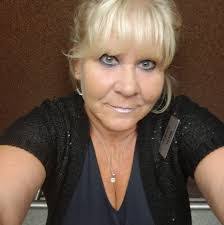 Denise Rossignol's Instagram, Twitter & Facebook