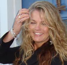 Dee Girdler, Affinity Group Pinnacle Brokerage, Sales Representative