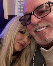 Happy 2025 from me and him @itsandros ….. it's a love thing ….