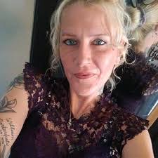 Crystal Tuttle's Instagram, Twitter & Facebook