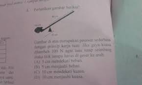 Pesawat sederhana adalah alat serbaguna yang disusun dengan cara sederhana yang dapat meringankan atau memudahkan pekerjaan manusia. Gambar Diatas Merupakan Pesawat Sederhana Dengan Prinsip Kerja Tuas Jika Gaya Kuasa Ditambah 100n Brainly Co Id