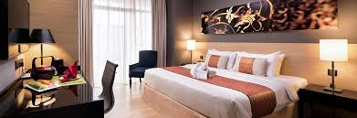 The straits hotel & suites offers an outdoor swimming pool, a free car park and a sauna in the historic part of malacca, with a reasonable distance from jonker street night market. Deluxe King Heritage The Straits Hotel Suites Top Melaka Hotel