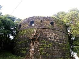 known forts of Mumbai
