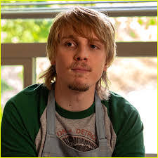 Miles Elliott's Instagram, Twitter & Facebook