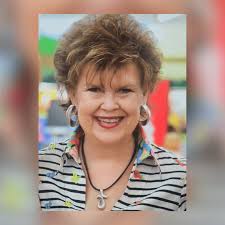 Legendary Southern Belle and culinary master Daisy King passes away at 80