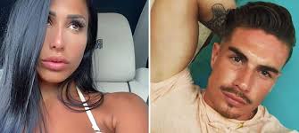 Logés dans une luxueuse villa ils doivent, chaque semaine, suivre des coachings organisés par lucie mariotti, la love coach. Leana Zaoui Et Theo En Couple Dans La Villa Des Coeurs Brises 5 Mce Tv