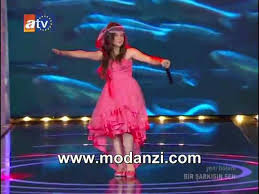 Bir Sarkisin Sen Berna Karagozoglu Findik Kurdu Berna Hamsi Baligi Www Modanzi Com Tr Youtube
