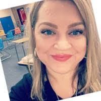 Casandra Palmer's Instagram, Twitter & Facebook