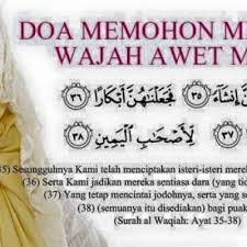 Cara merawat kulit wajah hingga halus dan berseri secara alami, perawatan wajah, agar kulit segar, merawat kulit dari dalam dengan buah. Ingin Wajah Berseri Dan Bersinar Cukup Amalkan 15 Doa Awet Muda Mustajab Nabi Yusuf Ini Saja