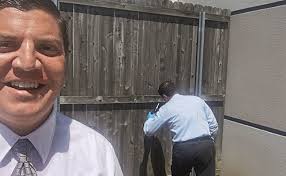 Debating digital photography for pest identification