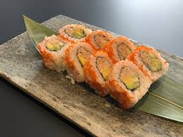 California maki is a type of sushi prepared with mangoes, avocadoes, cucumber, kani/crab sticks then rolled with nori sheets inside out then coated with a layer of masago. California Maki Bild Von Ki Cchin Sushi Bar Bournemouth Tripadvisor