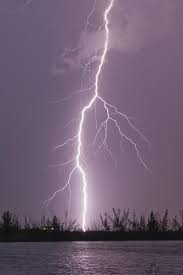 Cloud To Ground Lightning Strike Nature Pictures Nature Scenery