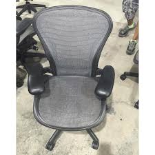 Glass, metal, fabric, wood, whatever accents you want can be included in ethospace. Herman Miller Aeron Used Size A Task Chair Platinum Wave National Office Interiors And Liquidators