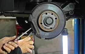 5 Signs It S Time To Replace Your Brake Pads H H Mobil Fuels Towing Service