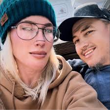 Where do I subscribe to Matt's fan club?