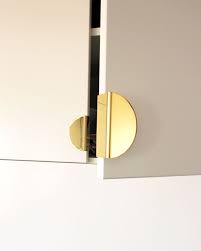 Transformez vos armoires, commodes ou autres buffets en changeant simplement leurs poignées ! Poignee Laiton Massif Made In France Dessinee Par Boost My Design