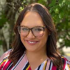 Kara Ann's Instagram, Twitter & Facebook