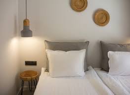I love the introduction about the notes of. What Do Two Twin Beds Make Casper