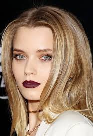 Celebrate Your Favorite Decade With These Awesome Products That Feel Oh So Familiar Hair Makeup 90s Grunge Hair Beauty