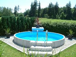 Swimming Pool Kaufen Fur Den Badeurlaub Im Eigenen Garten Das Haus Hinterhof Pool Landschaftsbau Oberirdische Pools Gartenpools