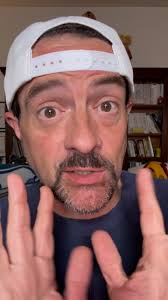 Join us as we welcome Mark Florio to the Stash for a very special edition  of his live auction