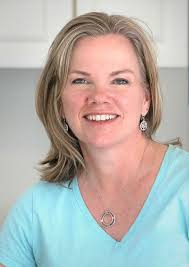 Interview with Anne Stine, Artist, by ArtistCloseUp.com