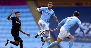 Kyle walker has 1 assists after 38 match days in the season 2020/2021. Watch Outrageous Kyle Walker Flick Embarrasses Ruben Dias In Training Planet Football