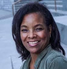 Karen Labs's Instagram, Twitter & Facebook