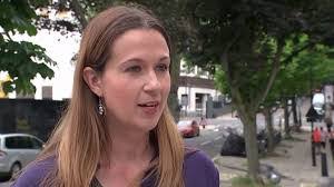 Rebecca Rennison's Instagram, Twitter & Facebook