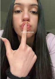 Ashlee's Fashion & Unforgettable Facts