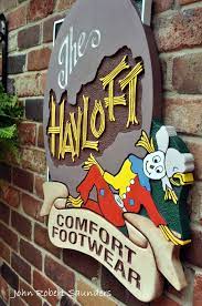 The Hayloft Comfort Footwear Gatlinburg Downtown Gatlinburg Hotels Hotels In Gatlinburg Tn Gatlinburg Cabin Rentals