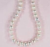 10 mm big white barrel pearls