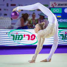 :) finals coming up in pesaro this afternoon, the action begins after 14.00 cet! Rhythmic Gymnastics Facebook