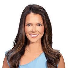 Mckenzie Fox's Instagram, Twitter & Facebook