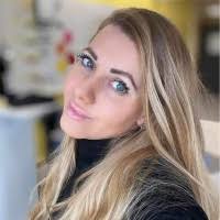 100+ perfiles de «Vian»