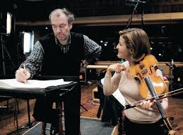 Mai in der hamburger elbphilharmonie werde die künstlerin öffentlichkeit und zuschauer zu spenden aufrufen. Anne Sophie Mutter 15 Facts About The Great Violinist Classic Fm