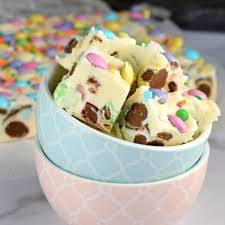 Save the recipes you want to try to your easter board on pinterest and get back to them later! 32 Traditional Easter Desserts International Easter Dessert Ideas