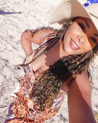 Bonne journée zot tout ❤️ Maurice🇲🇺mo impatient pou fer zot découvert  KRAZ SEGA en exclusivité des demain lor Radio One @miguelhermelin A très  bientôt La Réunion 🇷🇪 A très vite Rodrigues ❤️💙💛💚