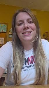 Leona Tracy's Instagram, Twitter & Facebook