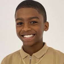 Omari McQueen's Best Bites Cookbook: McQueen, Omari: 9781499812619:  Amazon.com: Books