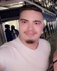 Can you help identify these two credit card thieves?