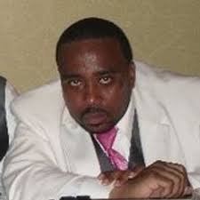 J.J. Hollis (@mrkankakee)